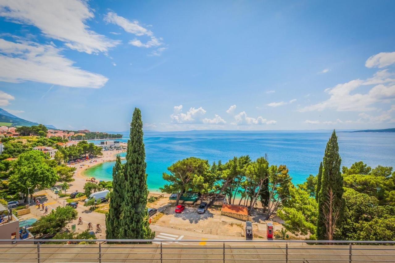 Motel Ljetni Raj Baška Voda Exteriör bild